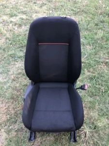 Hemisko cistenje na sediste od kola potoa