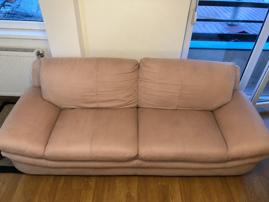 Clean sofa after cleaning